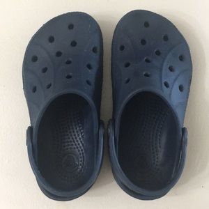 Toddler crocs size 10-11